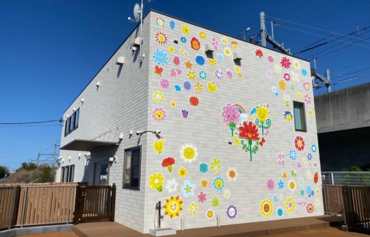 菊地学園 「こころの花」ほいくえん レイクタウン駅前